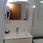 salle de bain seche cheveux